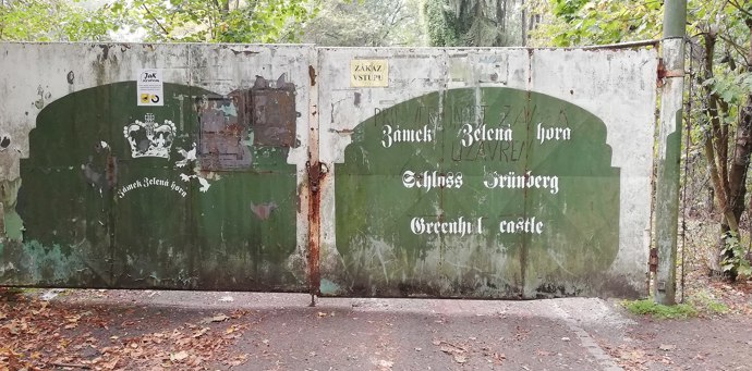 Prodej zámku představuje zásadní krok k tomu, aby Zelená Hora nezmizela z mapy českých památek.
