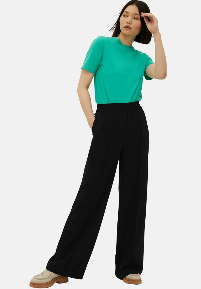 Kalhoty, Marks&Spencer, 1 080 Kč
