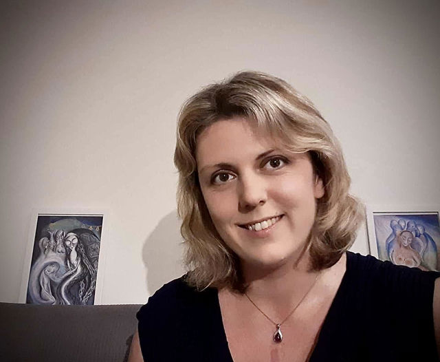 kartářka a terapeutka Karolina Acherati
kartářka a terapeutka Karolina Acherati