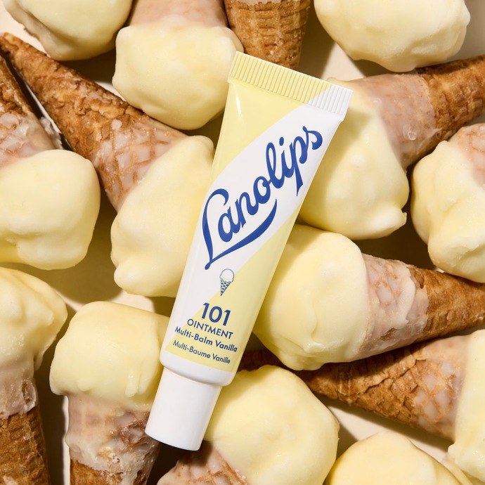 Balzám na rty, Lanolips, 380 Kč
