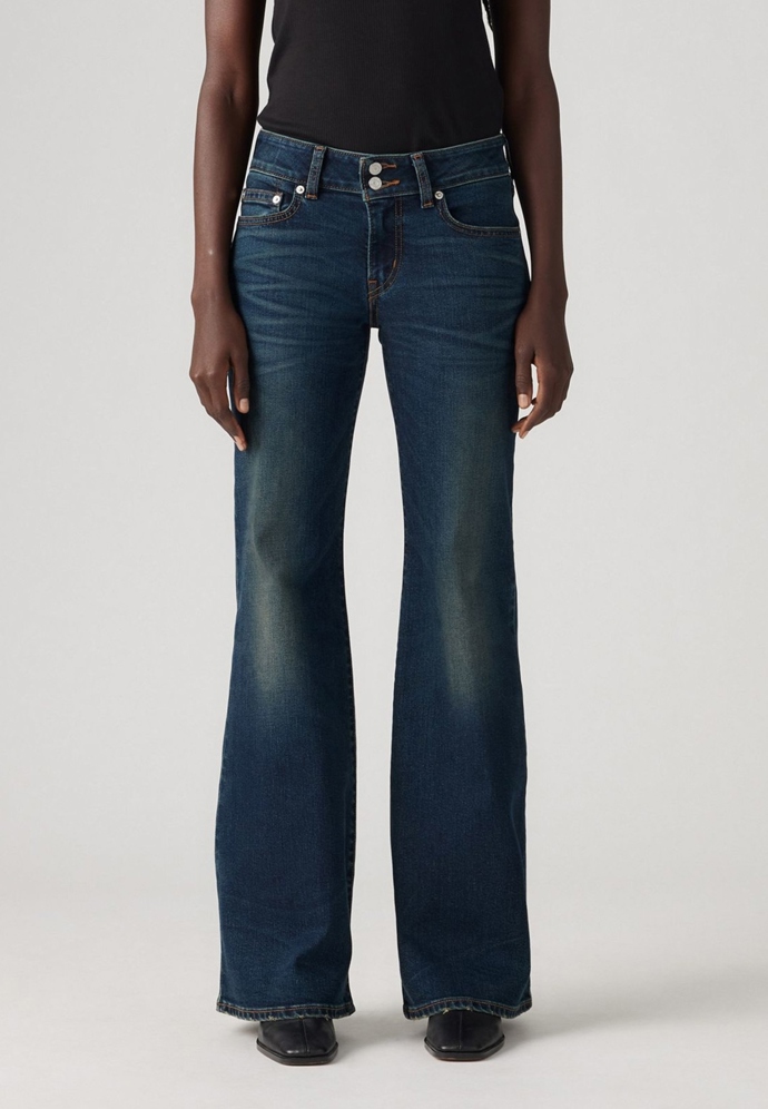 Levi's, 2160 Kč (produkt pořídíte v rámci Dnů Marianne s 25% slevou)
Levi's, 2160 Kč (produkt pořídíte v rámci Dnů Marianne s 25% slevou)