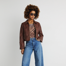 Džíny Cinch Wide Leg, Levi’s, 2 880 Kč

Džíny seženete během Dní Marianne se slevou 25 % 
