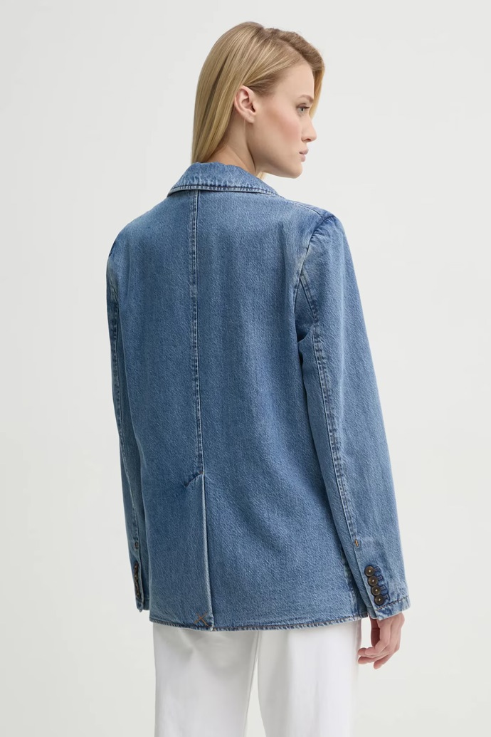 Sako, Levi's, 4899 Kč
Sako, Levi's, 4899 Kč