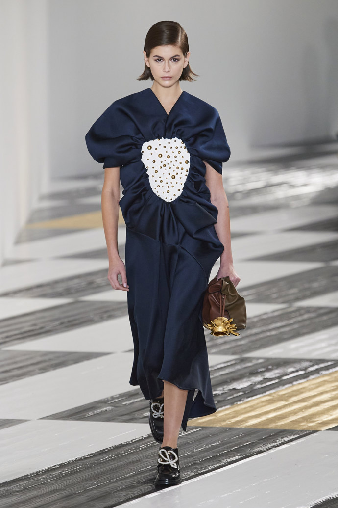 Loewe
