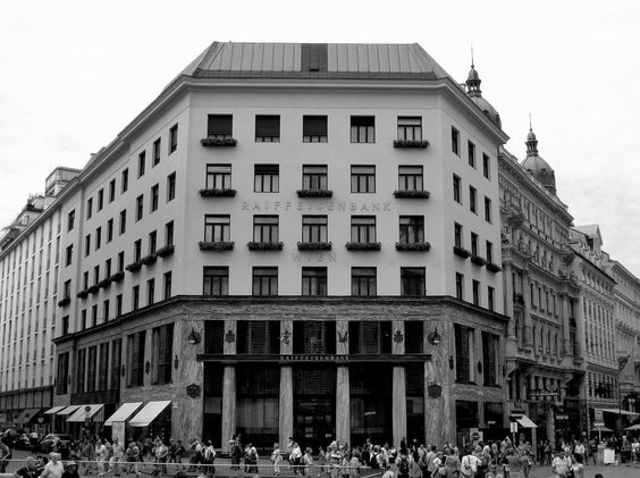 Nadčasový architekt, kterému Vídeň nefandila! Seznamte se s Adolfem Loosem Nadčasový architekt, kterému Vídeň nefandila! Seznamte se s Adolfem Loosem