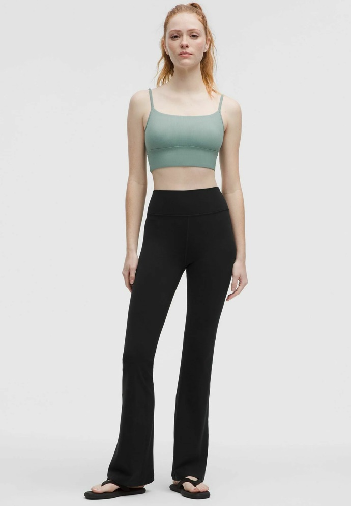 Legíny, Lululemon, 2980 Kč
