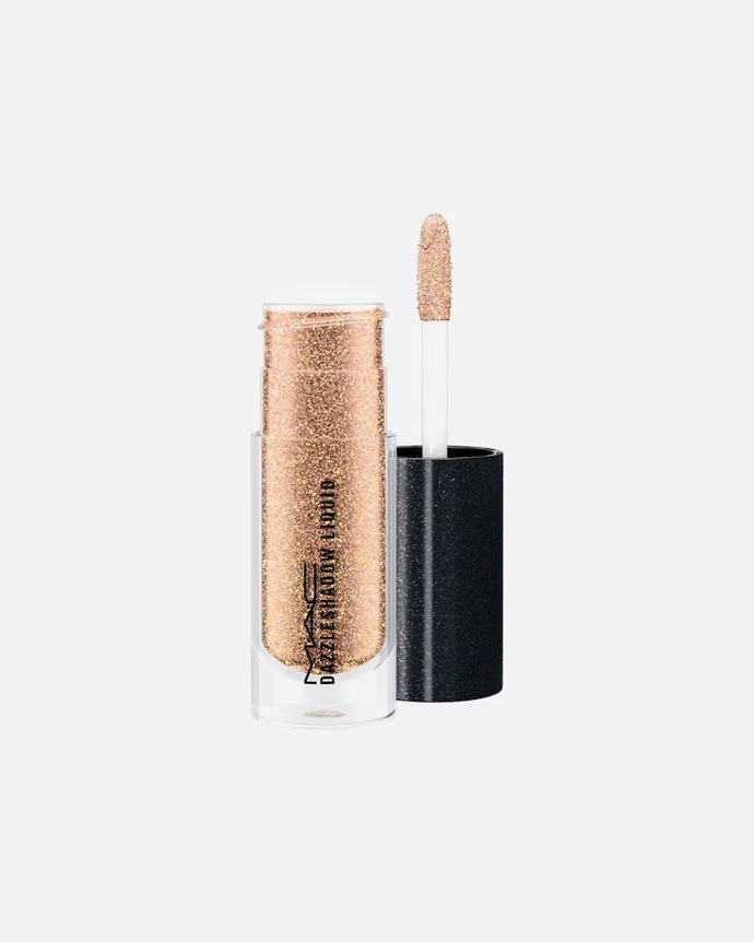 Třpytky na oči, Mac Cosmetics, 770 Kč
