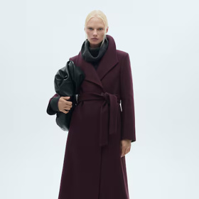 kabát, Mango, burgundy, 3999 Kč
kabát, Mango, burgundy, 3999 Kč