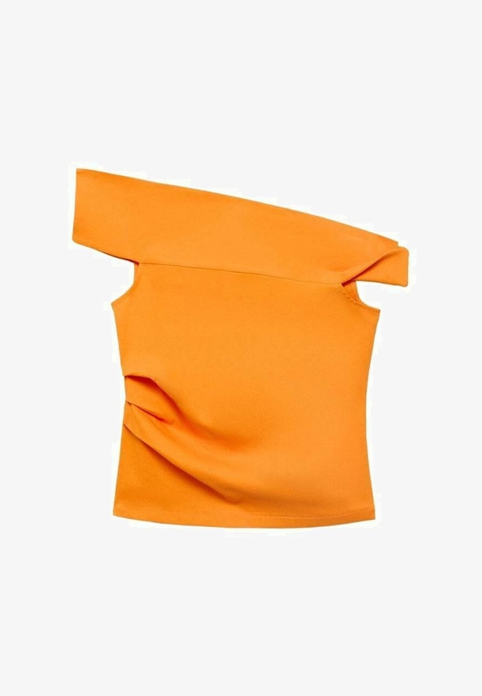 Mango, 599 Kč
Mango, 599 Kč