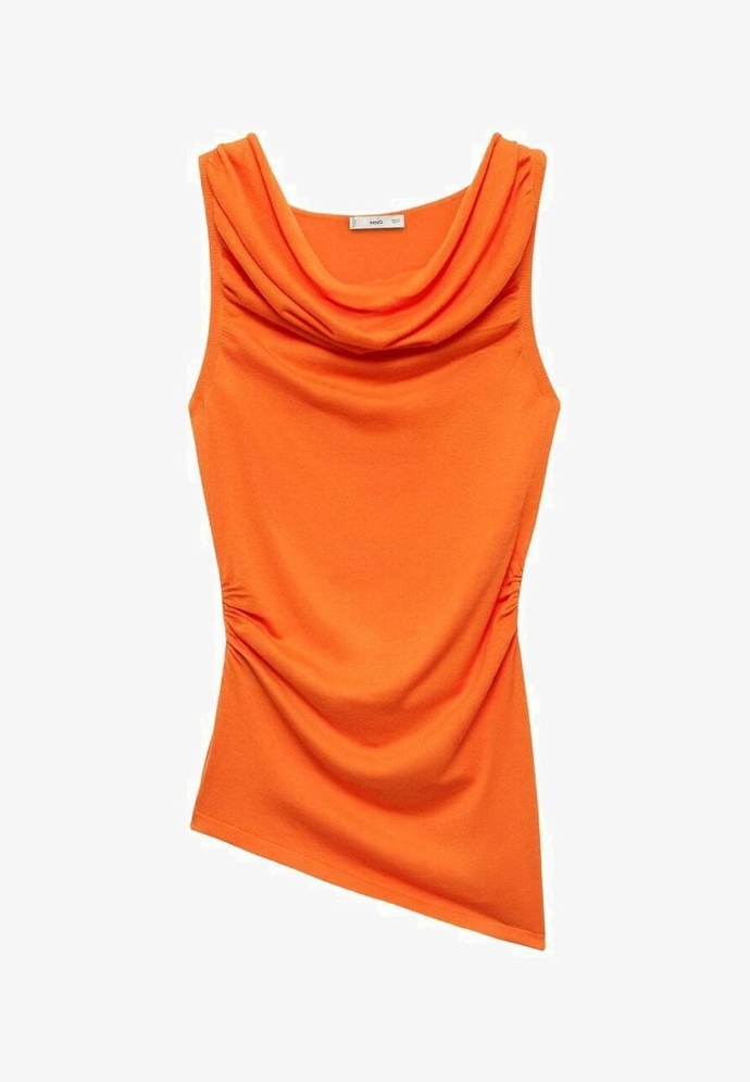 Mango, 699 Kč
Mango, 699 Kč