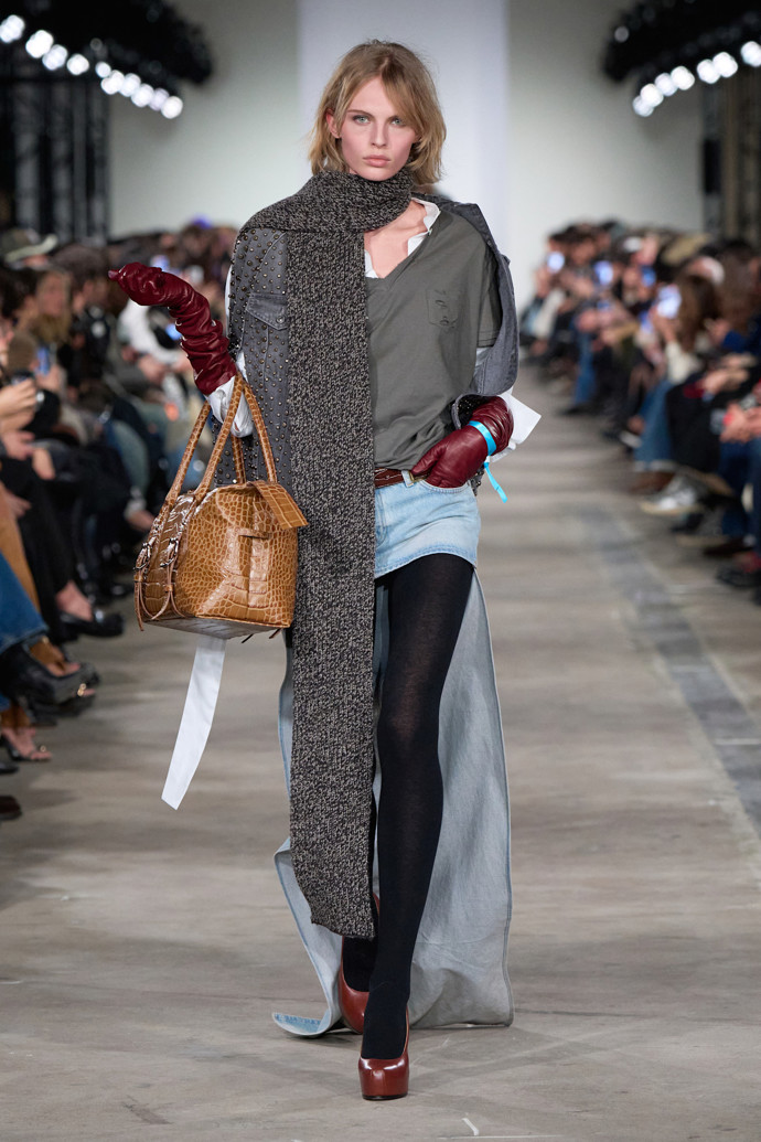 Podzimní kolekce ready-to-wear značky 7 for All Mankind
Podzimní kolekce ready-to-wear značky 7 for All Mankind