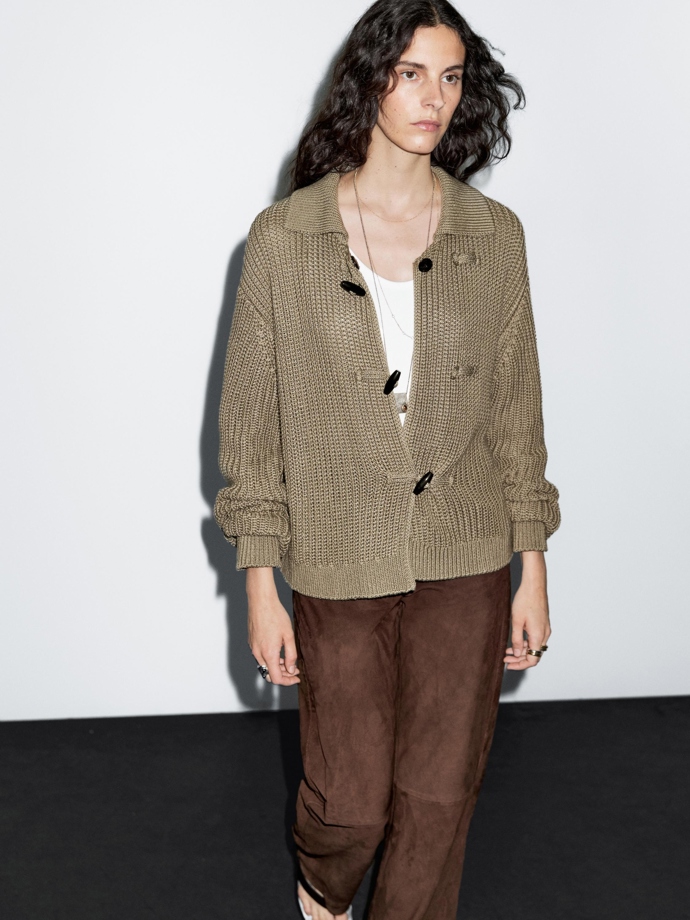 Massimo Dutti, 2699 Kč
Massimo Dutti, 2699 Kč