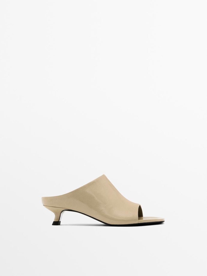 Massimo Dutti, 2999 Kč
Massimo Dutti, 2999 Kč