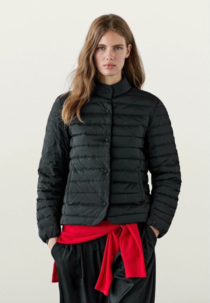 Bunda, Massimo Dutti, 2999 Kč
