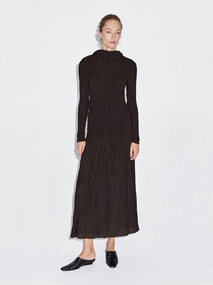 Massimo Dutti, 3299 Kč
Massimo Dutti, 3299 Kč