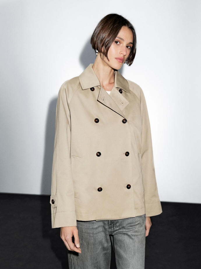 Massimo Dutti, 3999 Kč
Massimo Dutti, 3999 Kč