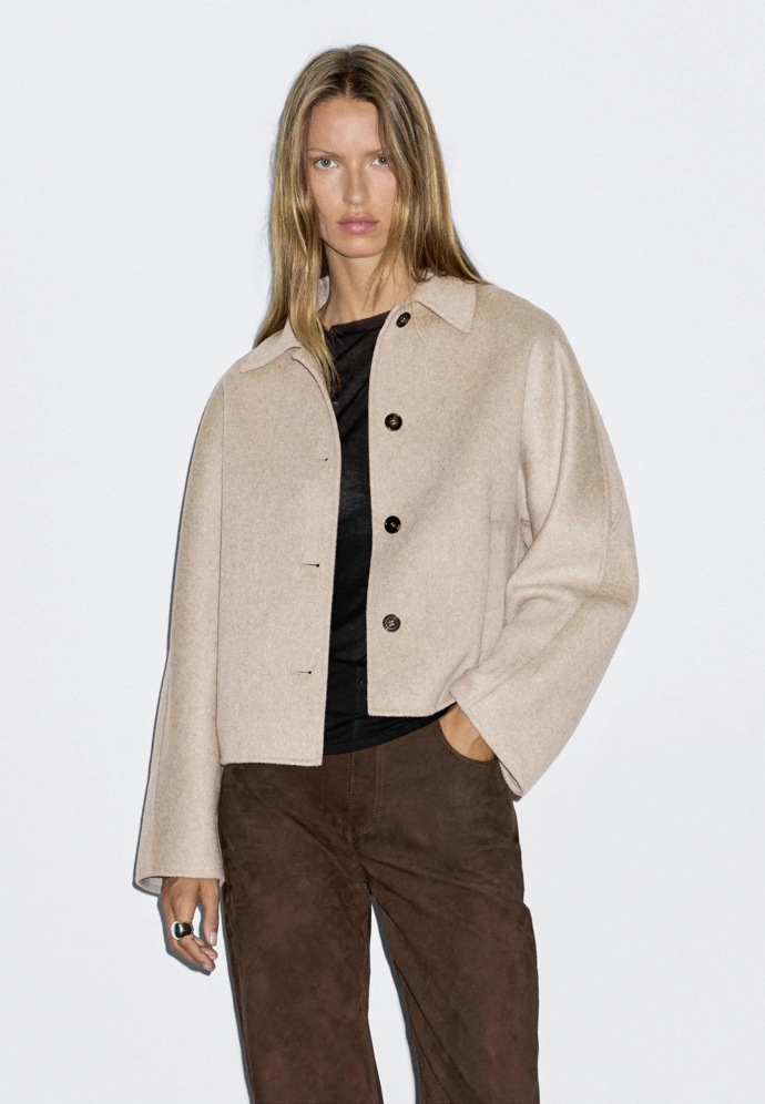 Kabát, Massimo Dutti, 4999 Kč
Kabát, Massimo Dutti, 4999 Kč