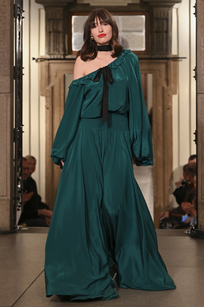 Návrhářka Vanda Janda se na fashion weeku objevila i jako modelka na přehlídce Mira Sabo
Návrhářka Vanda Janda se na fashion weeku objevila i jako modelka na přehlídce Mira Sabo
