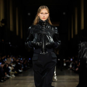 McQueen podzim/zima 2025-2026
McQueen podzim/zima 2025-2026