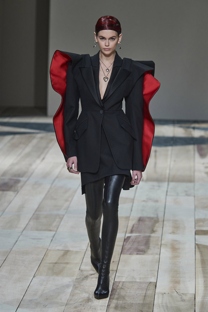 Alexander McQueen
