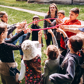 Zážitková pedagogika učí nejen biologii nebo přírodopis. Učí spolupráci, trpělivosti i tomu, jak zvládat neúspěch.
