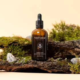 Svou beauty rutinu si jistě vychutnáte s olejem finské značky Moi Forest, 1 290 Kč, Marjalla
Svou beauty rutinu si jistě vychutnáte s olejem finské značky Moi Forest, 1 290 Kč, Marjalla