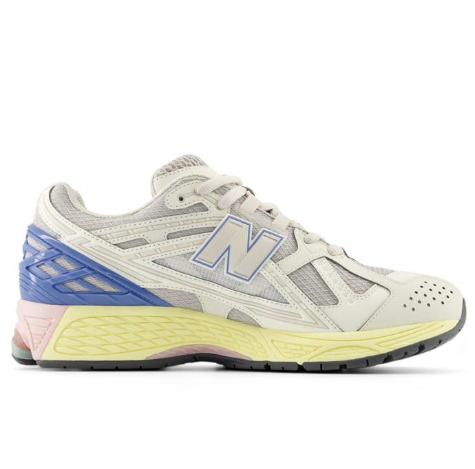New Balance 1906 v barevném provedení Angora, New Balance, 4499 Kč
