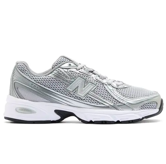 New Balance, 2999 Kč
New Balance, 2999 Kč
