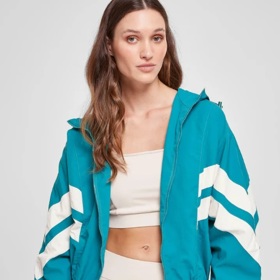 Sportovní bunda na jaro, Urban Classics, 978 Kč
Sportovní bunda na jaro, Urban Classics, 978 Kč