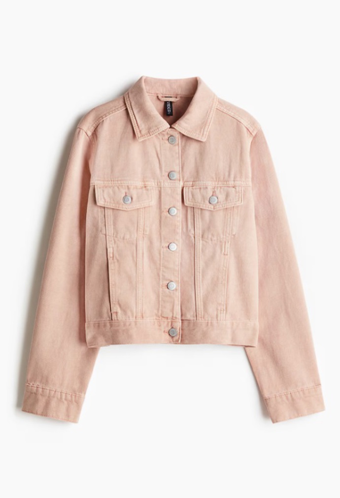 Džínová bunda v odstínu Ballet Pink, H&M, 719 Kč
