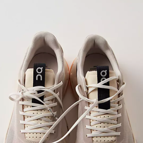 On, 128 eur
On, 128 eur
