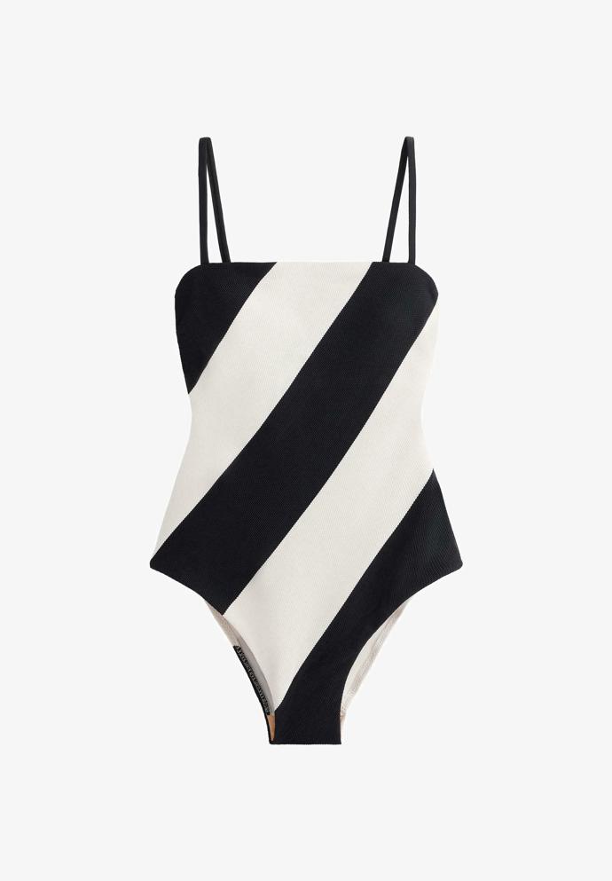 Oysho, 1299 Kč, zalando.cz
Oysho, 1299 Kč, zalando.cz