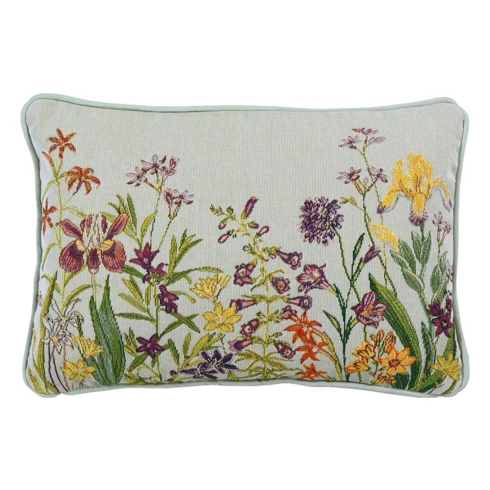 Gobelínový polštář Flowery, 610 Kč, Potten & Pannen
