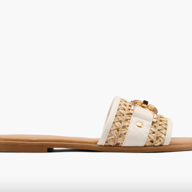 Pantofle, Deichmann, 599 Kč
