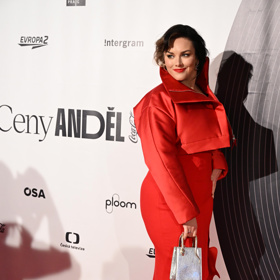 Ewa Farna oblékla outfit od Borise Krále
