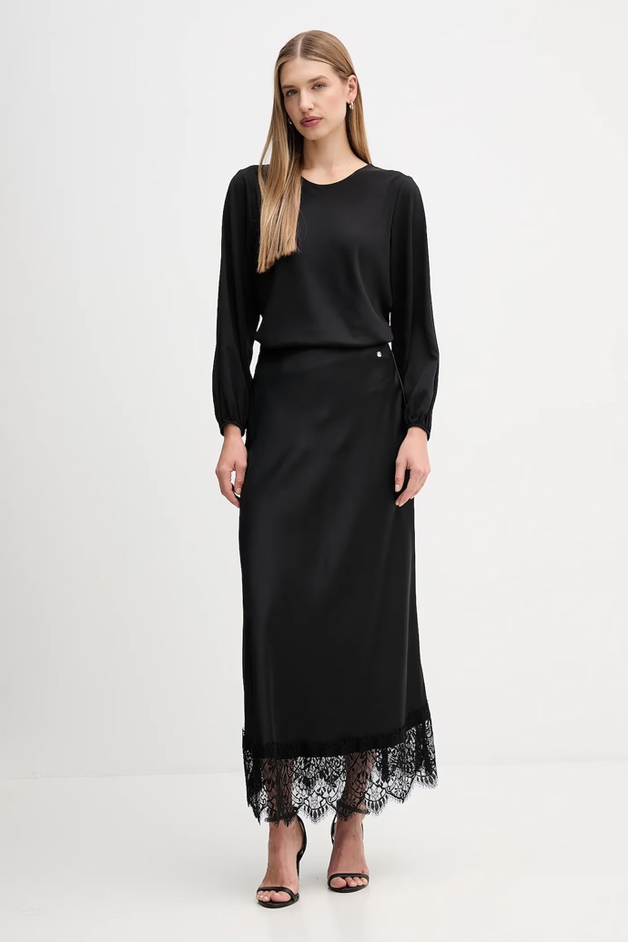 Sukně, Pedro del Hierro, 3499 Kč
Sukně, Pedro del Hierro, 3499 Kč