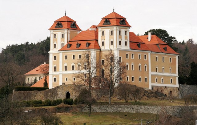Festivaly, trhy a oslava bylinek: Slibujeme vám, že se o víkendu nudit nebudete