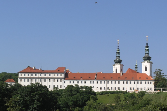 Poznáte, co je na fotografii? Napovíme, že tuto památku je možné vidět z ulice Úvoz
