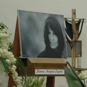 Pohřeb Simony Monyové
