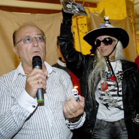Dvě legendy naší hudby - Petr Janda a Jana Kratochvílová
