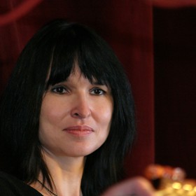 Simona Monyová
