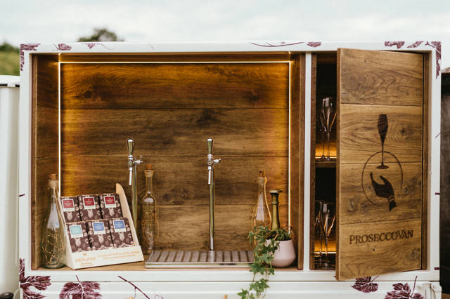 Proseccovan aneb Božská zkušenost na třech kolečkách Proseccovan aneb Božská zkušenost na třech kolečkách