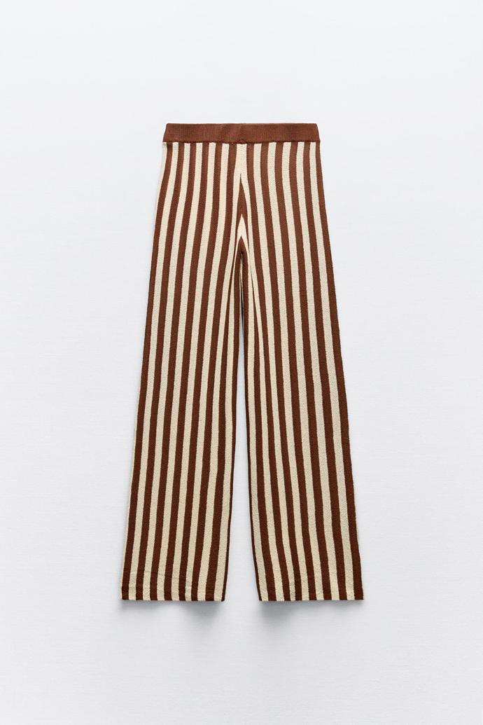 Pruhované kalhoty, Zara, 699 Kč

