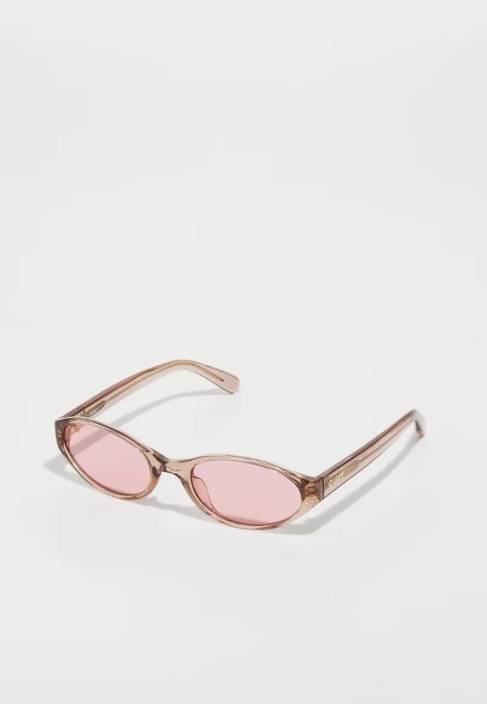 Quay, 1700 Kč, zalando.cz
