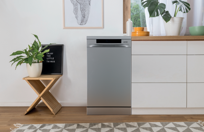 Vestavná myčka nádobí Gorenje GS563B10X, 13 990 Kč
