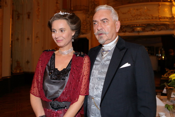 Miroslav s Lenkou Vlasákovou během natáčení filmu Rašín
