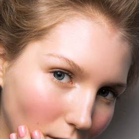 Rose water nails manikúra
