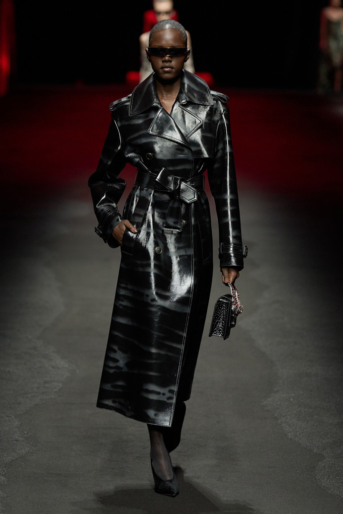 Roberto Cavalli podzim/zima 2025-2026
Roberto Cavalli podzim/zima 2025-2026