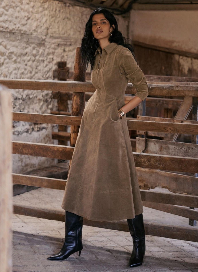 Šaty, Mint Velvet, 6300 Kč
Šaty, Mint Velvet, 6300 Kč