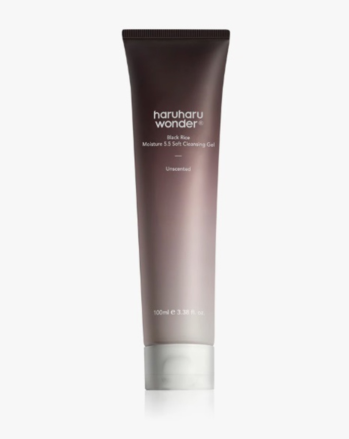 Jemný čisticí gel pro citlivou a intolerantní pleť, Haruharu Wonder, 309 Kč
